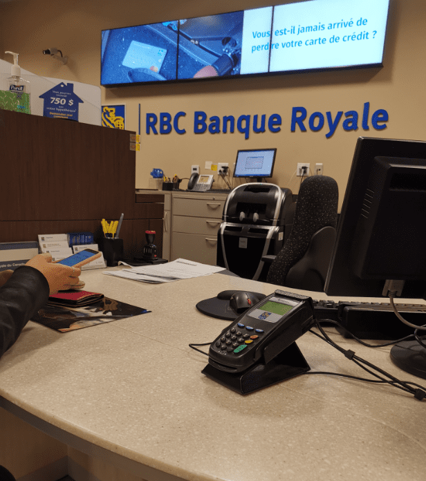 蒙特利尔服务最好的银行支行RBC Branch